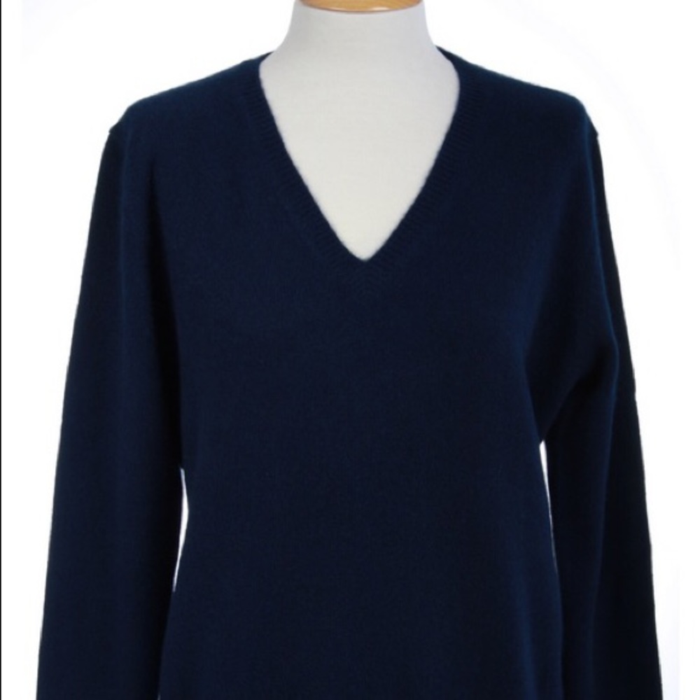 Soft V-neck Cashmere Pullover Sweater Navy Blue S